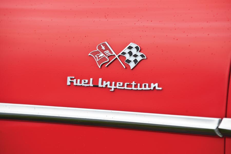  Chevrolet Bel Air Fuel Injected Convertible 1957 года  (фото 18 из 52)